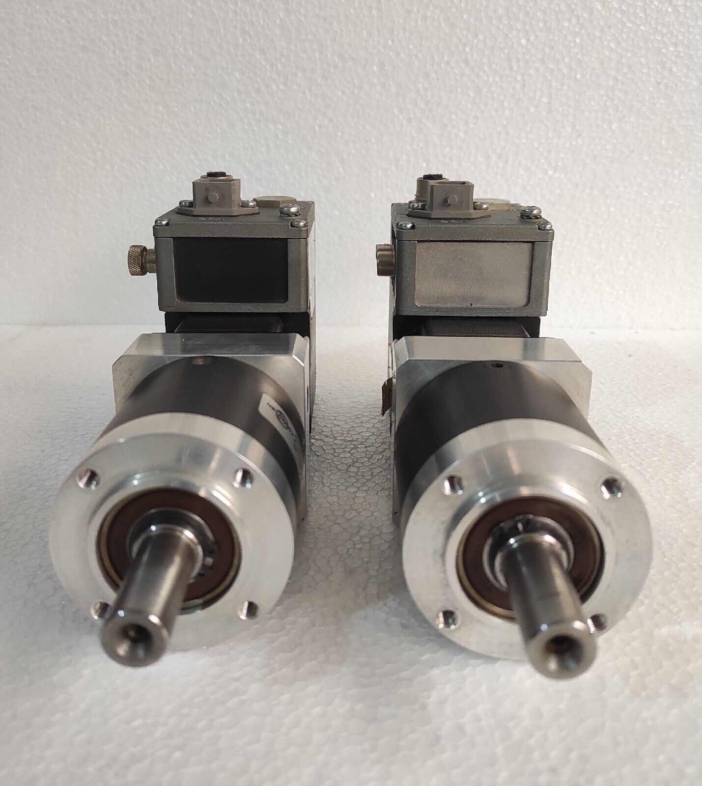 Schneider ils2t571pc1a0 / ILS2T571PB1A0 Integrated Drive Stepper Motor